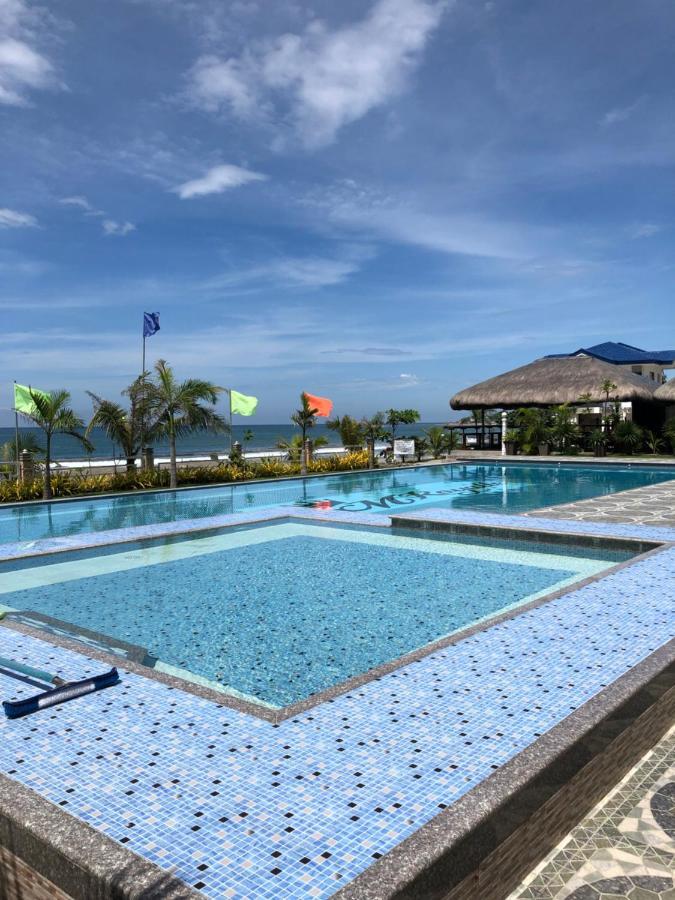 Em Royalle Hotel & Beach Resort San Juan  Exterior foto